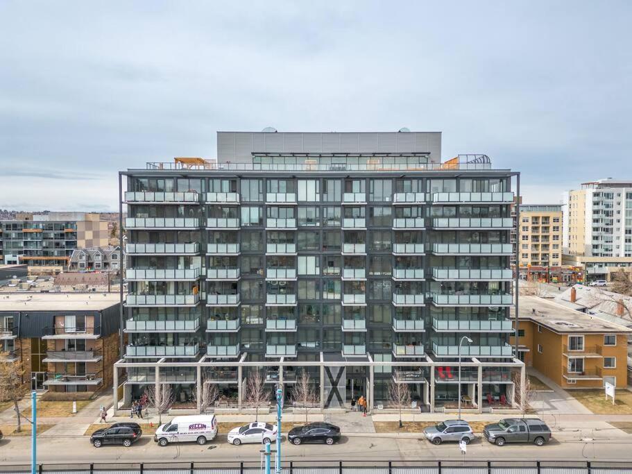 Apartament Chic 1Br Kensington Unit W/Parking Calgary Zewnętrze zdjęcie